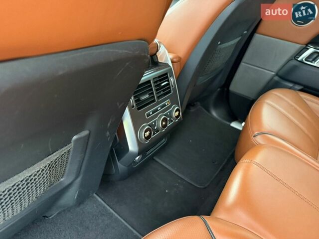 Чорний Ленд Ровер Range Rover Sport, об'ємом двигуна 2.99 л та пробігом 210 тис. км за 26999 $, фото 15 на Automoto.ua