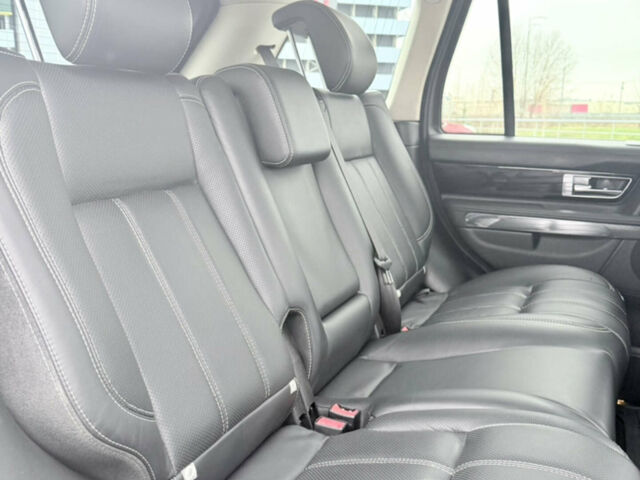 Чорний Ленд Ровер Range Rover Sport, об'ємом двигуна 2.99 л та пробігом 219 тис. км за 14000 $, фото 26 на Automoto.ua