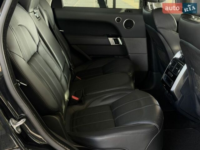 Черный Ленд Ровер Рендж Ровер Спорт, объемом двигателя 3 л и пробегом 195 тыс. км за 22900 $, фото 41 на Automoto.ua