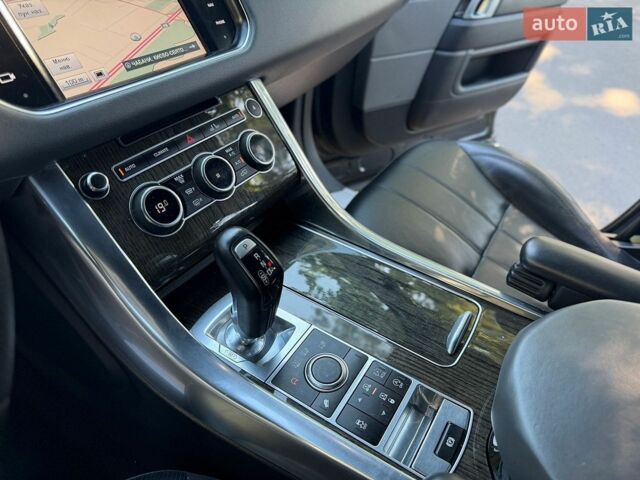 Чорний Ленд Ровер Range Rover Sport, об'ємом двигуна 3 л та пробігом 164 тис. км за 21000 $, фото 23 на Automoto.ua