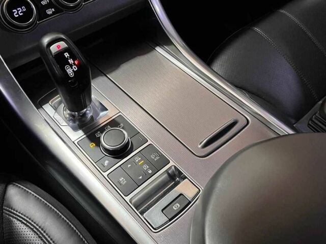 Чорний Ленд Ровер Range Rover Sport, об'ємом двигуна 3 л та пробігом 226 тис. км за 27164 $, фото 17 на Automoto.ua