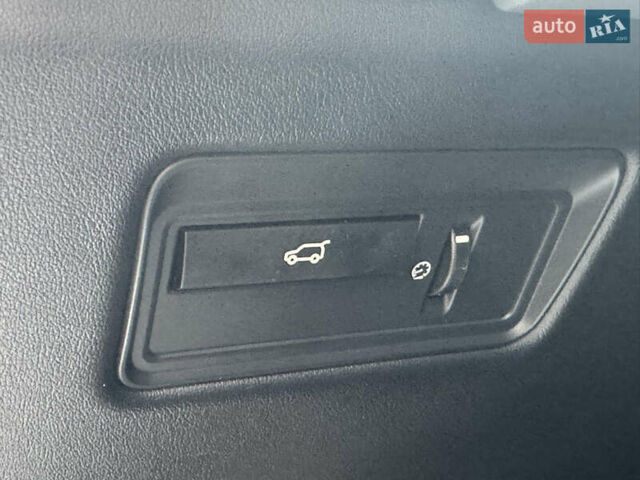 Черный Ленд Ровер Рендж Ровер Спорт, объемом двигателя 3 л и пробегом 164 тыс. км за 29999 $, фото 21 на Automoto.ua