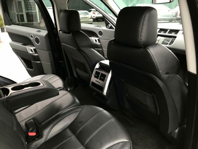 Чорний Ленд Ровер Range Rover Sport, об'ємом двигуна 3 л та пробігом 111 тис. км за 41500 $, фото 60 на Automoto.ua