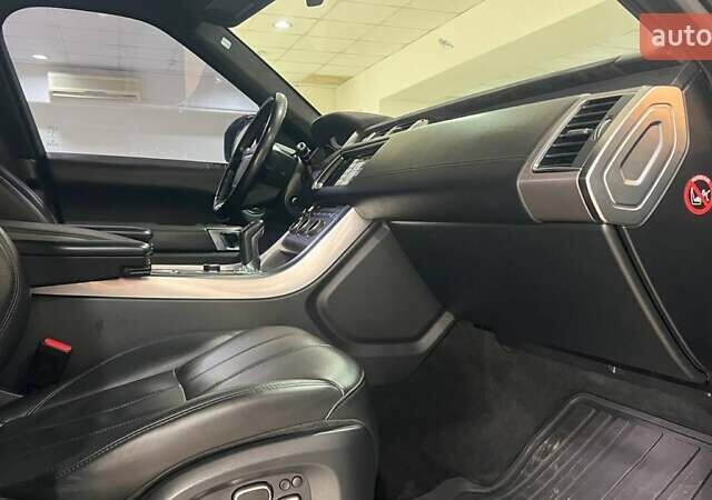 Черный Ленд Ровер Рендж Ровер Спорт, объемом двигателя 2.99 л и пробегом 226 тыс. км за 30751 $, фото 5 на Automoto.ua