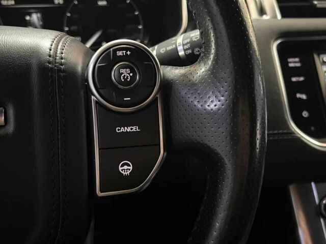 Чорний Ленд Ровер Range Rover Sport, об'ємом двигуна 3 л та пробігом 226 тис. км за 27164 $, фото 16 на Automoto.ua