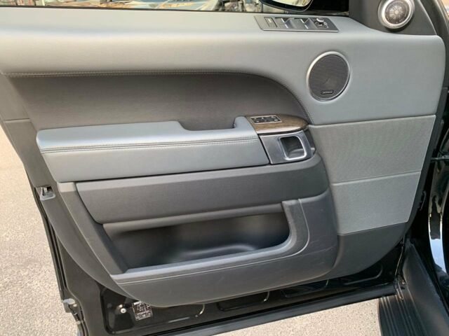 Чорний Ленд Ровер Range Rover Sport, об'ємом двигуна 3 л та пробігом 76 тис. км за 49999 $, фото 13 на Automoto.ua