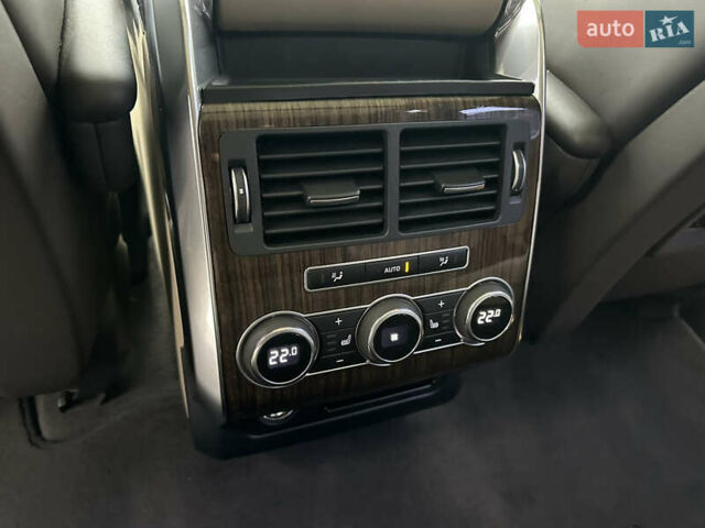 Чорний Ленд Ровер Range Rover Sport, об'ємом двигуна 2.99 л та пробігом 176 тис. км за 29999 $, фото 16 на Automoto.ua