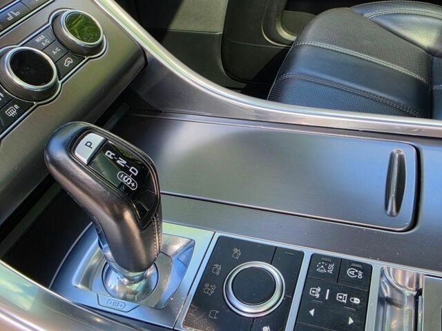 Чорний Ленд Ровер Range Rover Sport, об'ємом двигуна 2.99 л та пробігом 168 тис. км за 12500 $, фото 26 на Automoto.ua