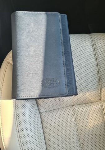 Чорний Ленд Ровер Range Rover Sport, об'ємом двигуна 2.99 л та пробігом 152 тис. км за 24000 $, фото 17 на Automoto.ua