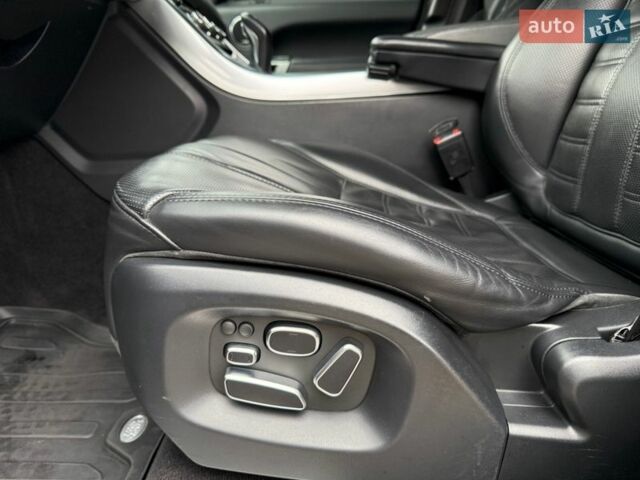 Чорний Ленд Ровер Range Rover Sport, об'ємом двигуна 2.99 л та пробігом 205 тис. км за 28000 $, фото 10 на Automoto.ua