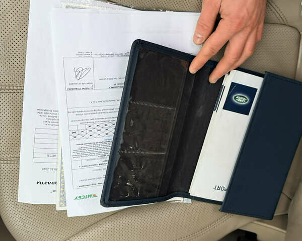 Чорний Ленд Ровер Range Rover Sport, об'ємом двигуна 3 л та пробігом 124 тис. км за 24999 $, фото 93 на Automoto.ua