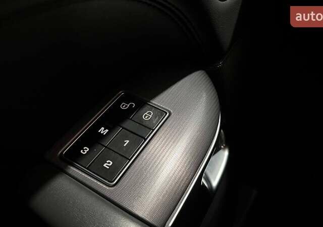 Черный Ленд Ровер Рендж Ровер Спорт, объемом двигателя 2.99 л и пробегом 226 тыс. км за 30751 $, фото 17 на Automoto.ua