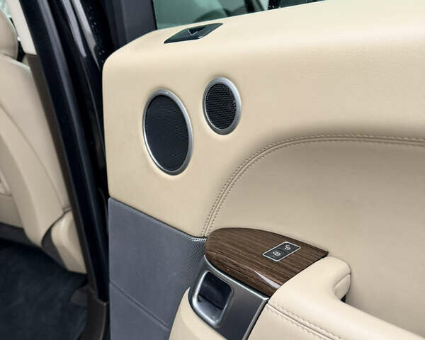 Чорний Ленд Ровер Range Rover Sport, об'ємом двигуна 3 л та пробігом 124 тис. км за 24999 $, фото 36 на Automoto.ua