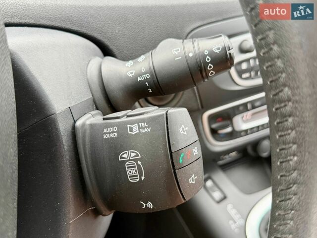 Чорний Ленд Ровер Range Rover Sport, об'ємом двигуна 5 л та пробігом 170 тис. км за 21940 $, фото 5 на Automoto.ua