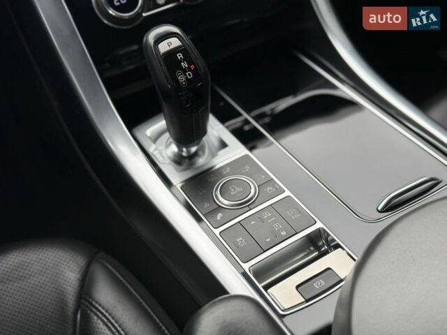 Чорний Ленд Ровер Range Rover Sport, об'ємом двигуна 2.99 л та пробігом 205 тис. км за 28000 $, фото 14 на Automoto.ua