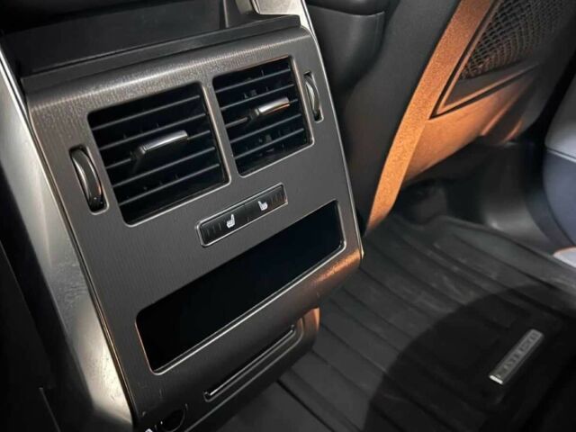 Чорний Ленд Ровер Range Rover Sport, об'ємом двигуна 3 л та пробігом 226 тис. км за 27164 $, фото 22 на Automoto.ua