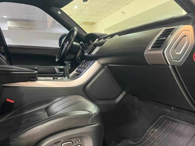 Чорний Ленд Ровер Range Rover Sport, об'ємом двигуна 3 л та пробігом 226 тис. км за 27164 $, фото 7 на Automoto.ua