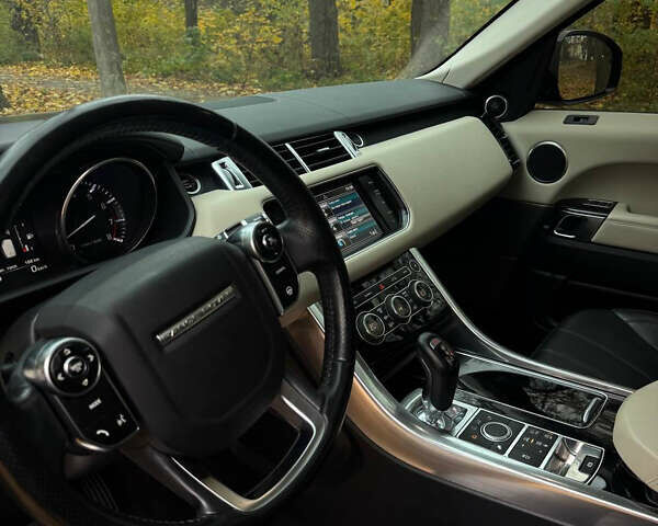 Черный Ленд Ровер Рендж Ровер Спорт, объемом двигателя 3 л и пробегом 185 тыс. км за 30999 $, фото 1 на Automoto.ua