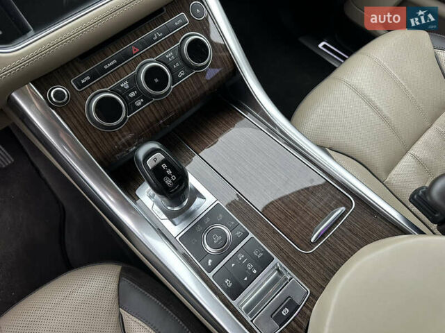 Чорний Ленд Ровер Range Rover Sport, об'ємом двигуна 2.99 л та пробігом 176 тис. км за 29999 $, фото 8 на Automoto.ua