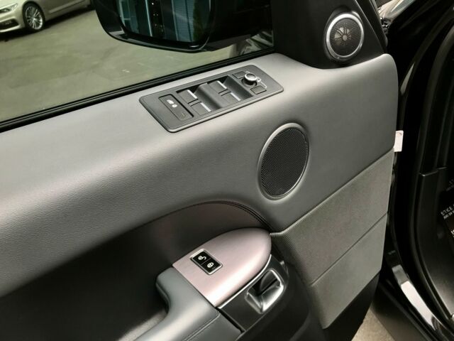 Чорний Ленд Ровер Range Rover Sport, об'ємом двигуна 3 л та пробігом 111 тис. км за 41500 $, фото 37 на Automoto.ua