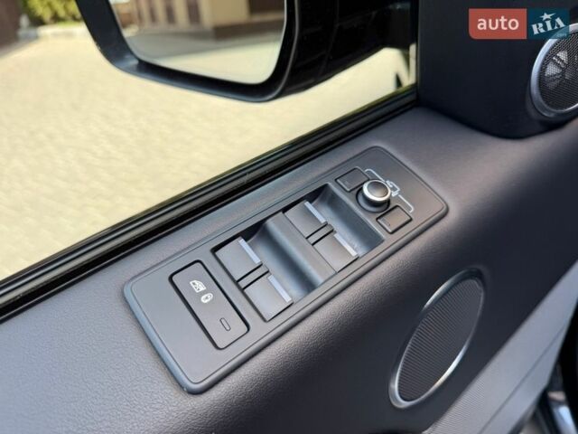 Чорний Ленд Ровер Range Rover Sport, об'ємом двигуна 2.99 л та пробігом 130 тис. км за 29000 $, фото 24 на Automoto.ua