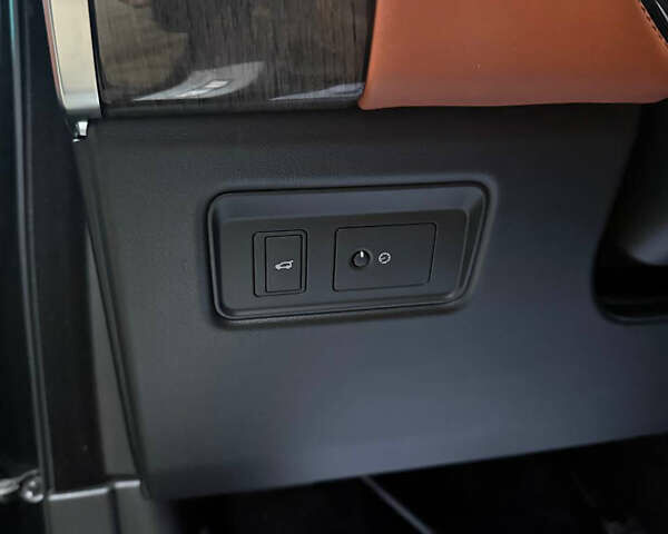 Черный Ленд Ровер Рендж Ровер Спорт, объемом двигателя 3 л и пробегом 170 тыс. км за 24000 $, фото 10 на Automoto.ua