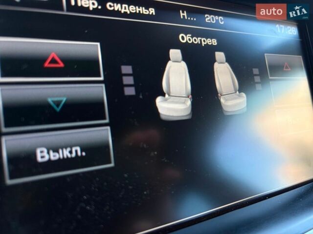 Чорний Ленд Ровер Range Rover Sport, об'ємом двигуна 4.4 л та пробігом 171 тис. км за 32922 $, фото 8 на Automoto.ua