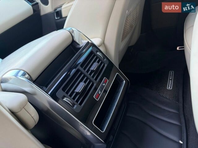 Чорний Ленд Ровер Range Rover Sport, об'ємом двигуна 4.4 л та пробігом 171 тис. км за 32922 $, фото 13 на Automoto.ua