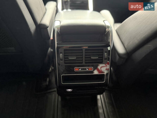 Чорний Ленд Ровер Range Rover Sport, об'ємом двигуна 2.99 л та пробігом 216 тис. км за 24000 $, фото 23 на Automoto.ua
