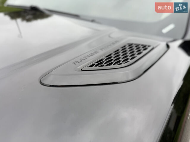 Чорний Ленд Ровер Range Rover Sport, об'ємом двигуна 2.99 л та пробігом 214 тис. км за 29000 $, фото 18 на Automoto.ua