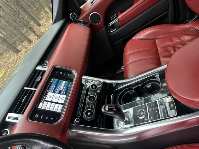 Черный Ленд Ровер Рендж Ровер Спорт, объемом двигателя 3 л и пробегом 168 тыс. км за 22000 $, фото 16 на Automoto.ua