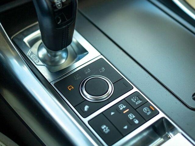 Чорний Ленд Ровер Range Rover Sport, об'ємом двигуна 2.99 л та пробігом 122 тис. км за 26200 $, фото 11 на Automoto.ua