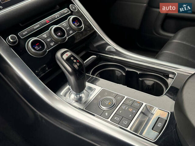 Чорний Ленд Ровер Range Rover Sport, об'ємом двигуна 2.99 л та пробігом 84 тис. км за 31900 $, фото 26 на Automoto.ua