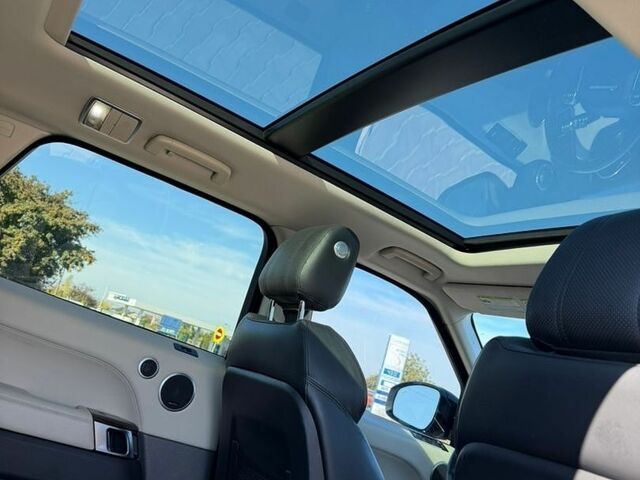 Чорний Ленд Ровер Range Rover Sport, об'ємом двигуна 2.99 л та пробігом 204 тис. км за 25600 $, фото 32 на Automoto.ua