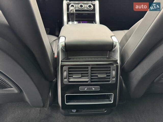 Черный Ленд Ровер Рендж Ровер Спорт, объемом двигателя 3 л и пробегом 46 тыс. км за 31000 $, фото 24 на Automoto.ua