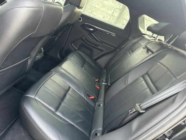 Черный Ленд Ровер Рендж Ровер Спорт, объемом двигателя 3 л и пробегом 168 тыс. км за 22000 $, фото 8 на Automoto.ua