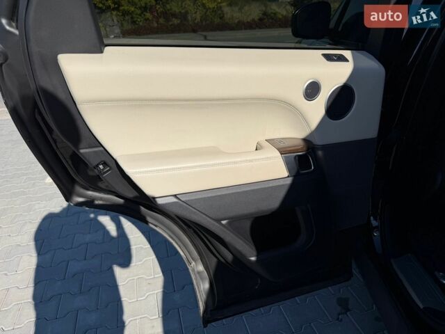 Чорний Ленд Ровер Range Rover Sport, об'ємом двигуна 2.99 л та пробігом 204 тис. км за 25600 $, фото 40 на Automoto.ua