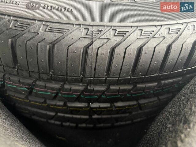 Черный Ленд Ровер Рендж Ровер Спорт, объемом двигателя 4.37 л и пробегом 171 тыс. км за 31100 $, фото 4 на Automoto.ua