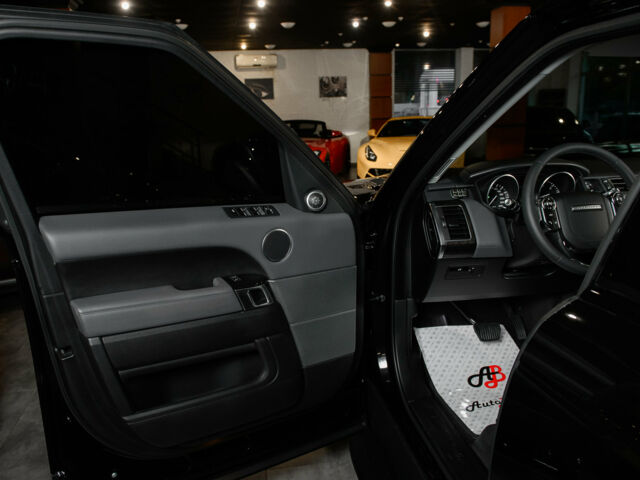 Чорний Ленд Ровер Range Rover Sport, об'ємом двигуна 3 л та пробігом 76 тис. км за 55000 $, фото 14 на Automoto.ua