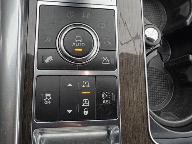 Чорний Ленд Ровер Range Rover Sport, об'ємом двигуна 4.37 л та пробігом 140 тис. км за 43900 $, фото 10 на Automoto.ua