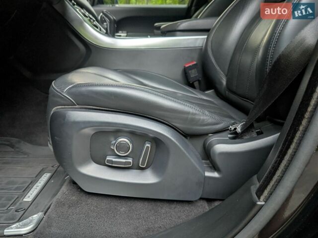 Чорний Ленд Ровер Range Rover Sport, об'ємом двигуна 3 л та пробігом 162 тис. км за 25000 $, фото 12 на Automoto.ua