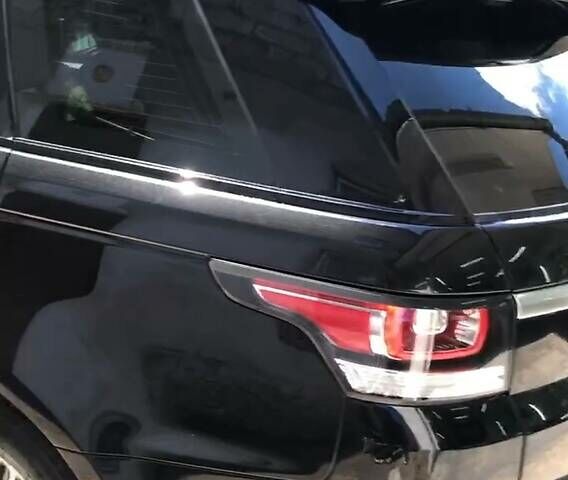 Чорний Ленд Ровер Range Rover Sport, об'ємом двигуна 3 л та пробігом 129 тис. км за 45000 $, фото 5 на Automoto.ua