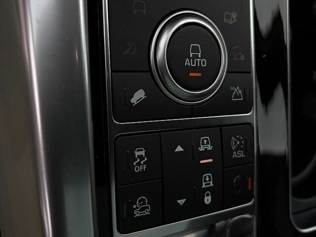 Чорний Ленд Ровер Range Rover Sport, об'ємом двигуна 4.37 л та пробігом 171 тис. км за 32100 $, фото 28 на Automoto.ua