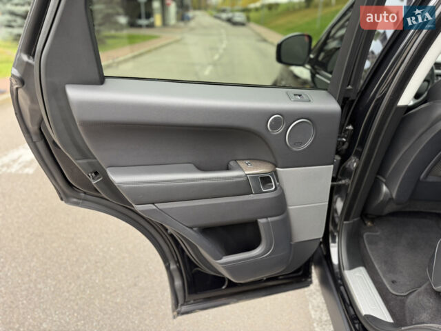 Чорний Ленд Ровер Range Rover Sport, об'ємом двигуна 2.99 л та пробігом 214 тис. км за 29000 $, фото 39 на Automoto.ua