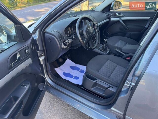 Чорний Ленд Ровер Range Rover Sport, об'ємом двигуна 4.37 л та пробігом 171 тис. км за 31000 $, фото 67 на Automoto.ua