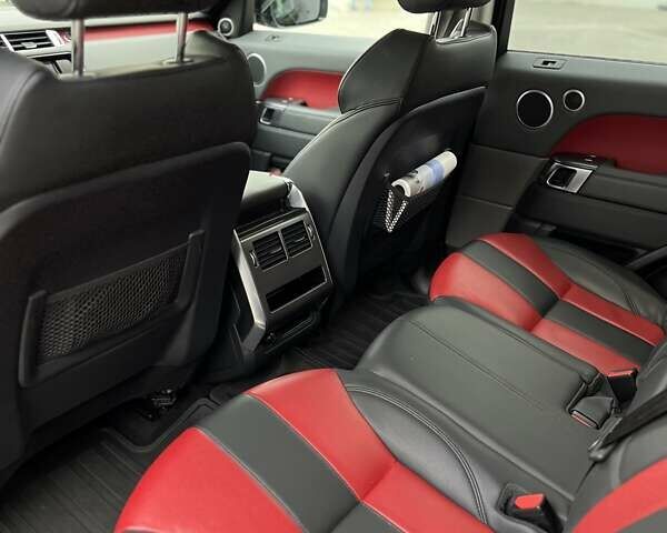Чорний Ленд Ровер Range Rover Sport, об'ємом двигуна 3 л та пробігом 82 тис. км за 54502 $, фото 4 на Automoto.ua