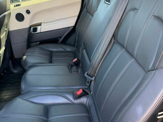 Чорний Ленд Ровер Range Rover Sport, об'ємом двигуна 2.99 л та пробігом 204 тис. км за 25600 $, фото 38 на Automoto.ua
