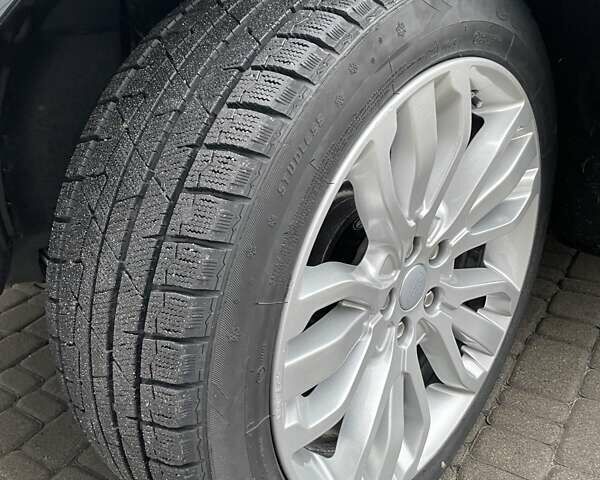 Чорний Ленд Ровер Range Rover Sport, об'ємом двигуна 2.99 л та пробігом 114 тис. км за 40800 $, фото 12 на Automoto.ua