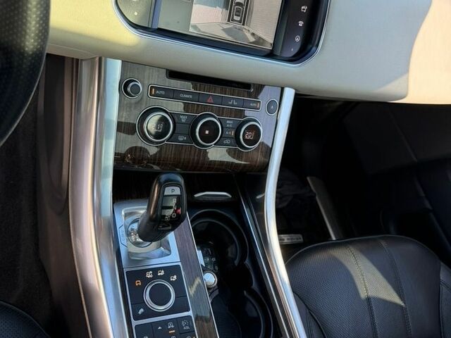 Чорний Ленд Ровер Range Rover Sport, об'ємом двигуна 2.99 л та пробігом 204 тис. км за 25600 $, фото 20 на Automoto.ua