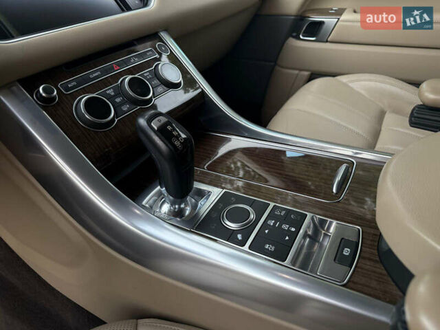 Чорний Ленд Ровер Range Rover Sport, об'ємом двигуна 2.99 л та пробігом 208 тис. км за 29000 $, фото 15 на Automoto.ua
